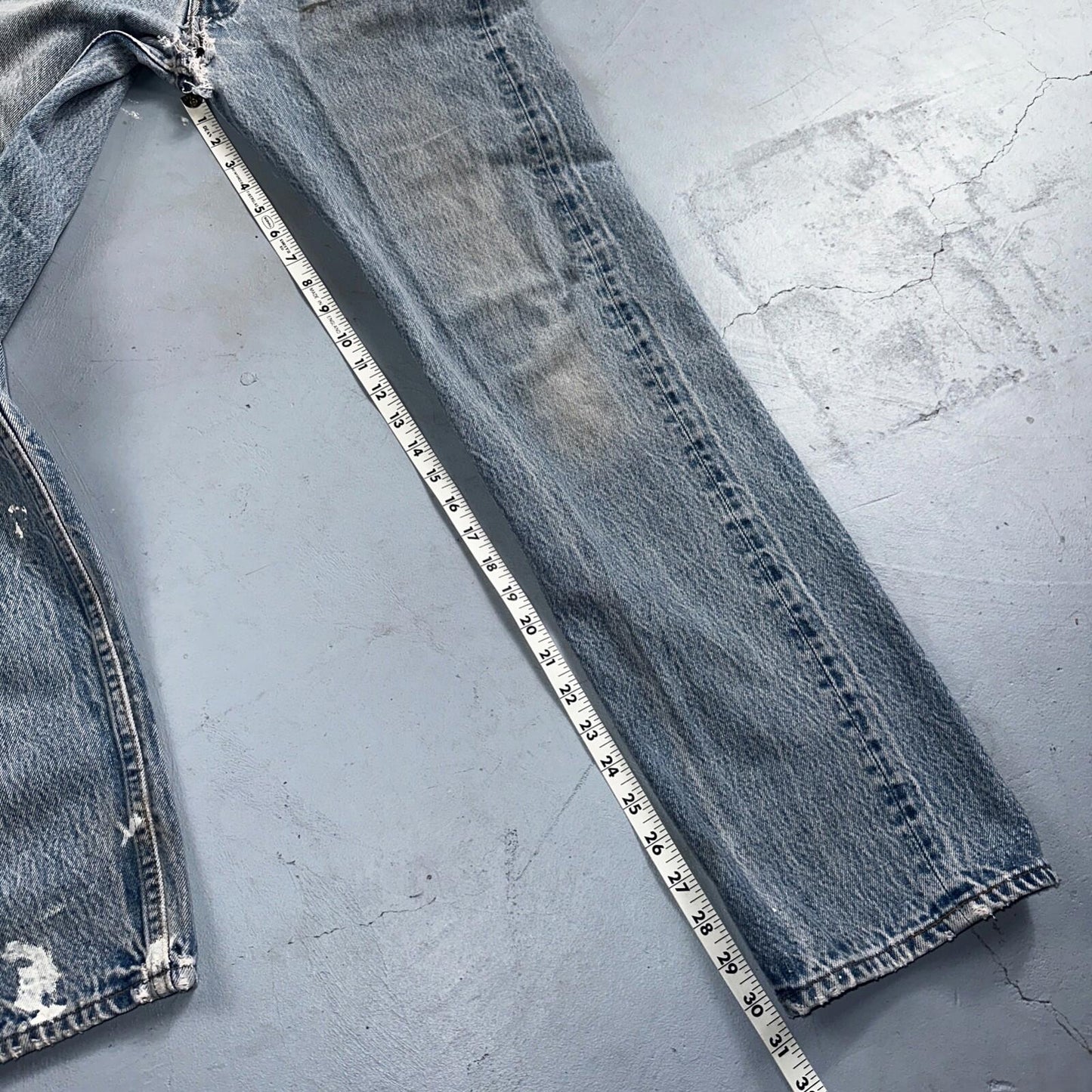 Levis 501 Vintage 90s USA XX Straight Leg Jeans 33x36 Light Wash Act 30x30