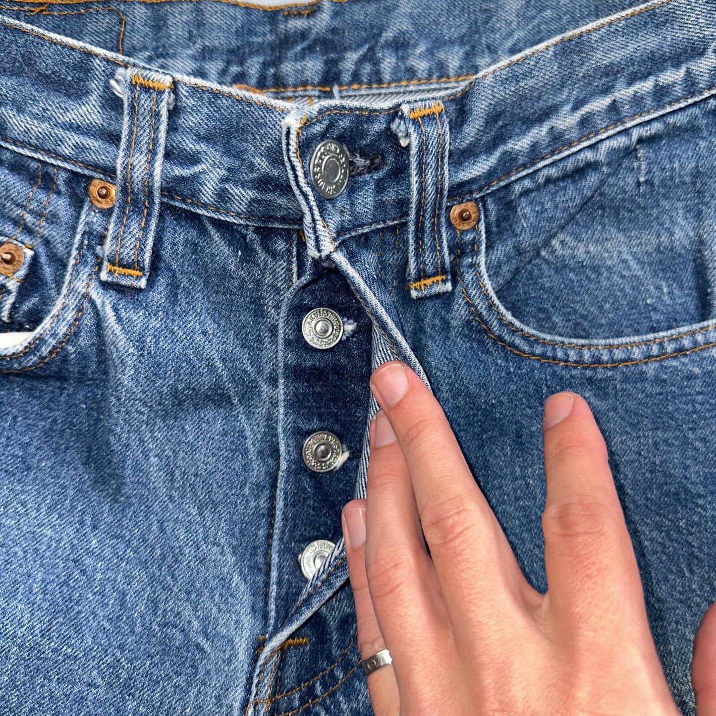 Levis 501 Vintage 80s Redline Selvedge USA XX Jeans Med Wash 27x34 Act 24x30
