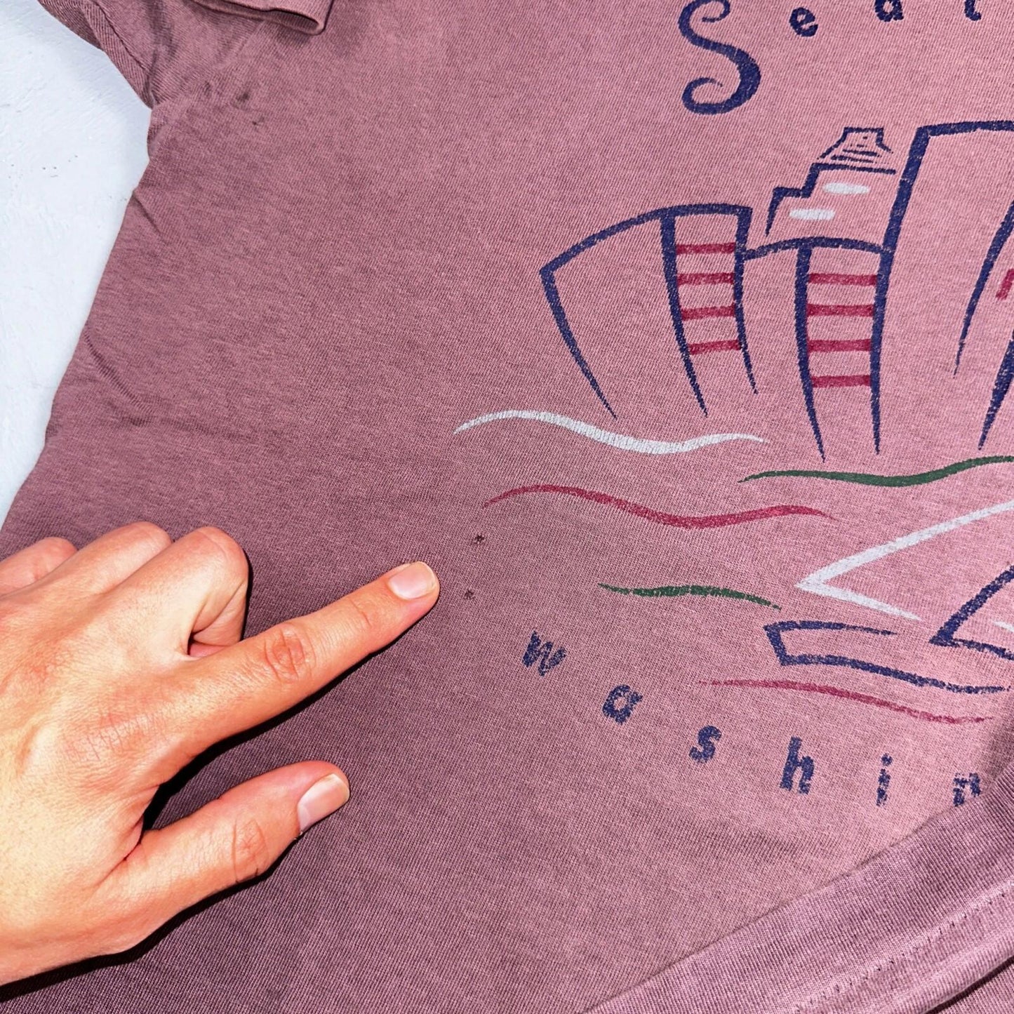 Seattle Washington Purple Maroon VTG T Shirt Single Stitch L Space Needle