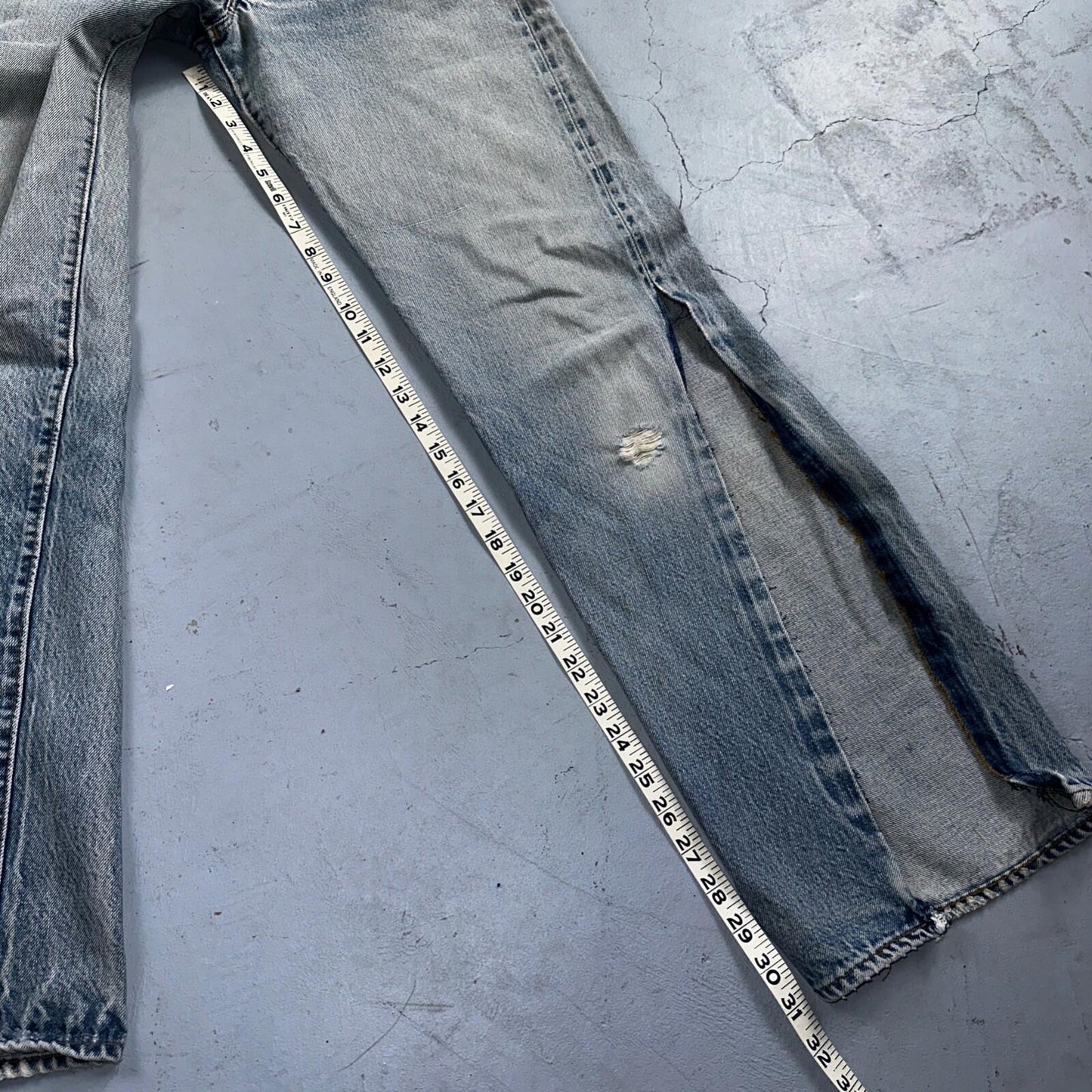 Levis 501 Vintage 80s Redline Selvedge USA XX Jeans Light Wash 28x36 Act 26x31