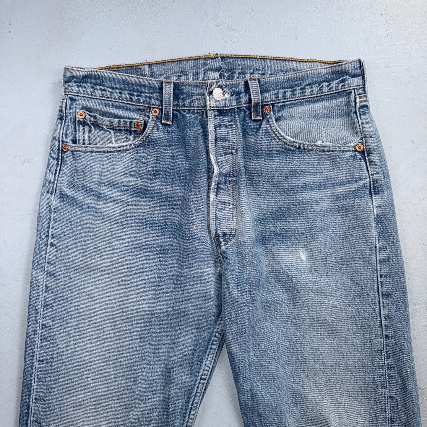 Levis 501 Vintage 90s USA XX Straight Leg Jeans Blue Light Wash 33x34 Act 32x32