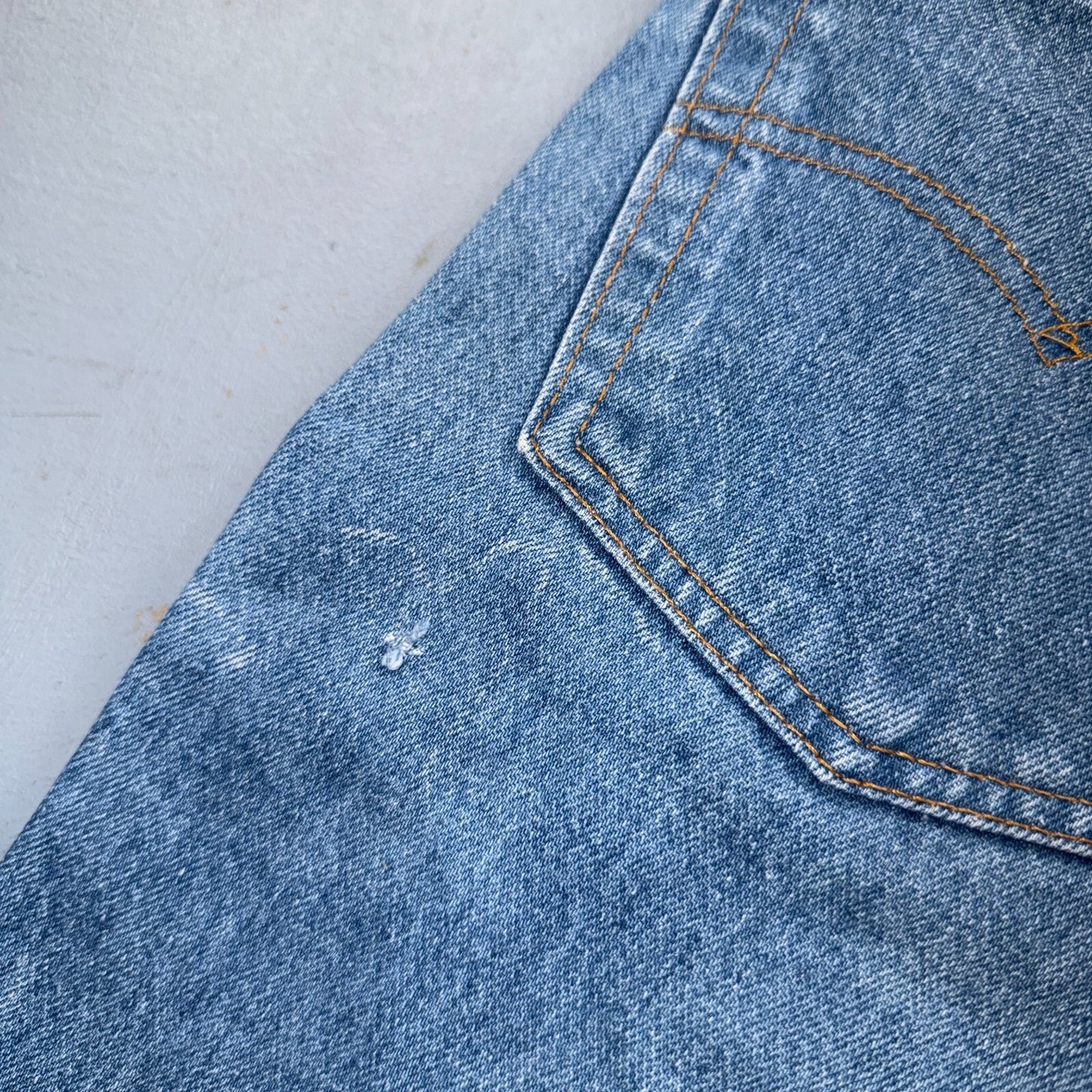 Levis 501 Vintage 80s USA XX Straight Leg Jeans Blue Light Wash 40x33 Act 38x29