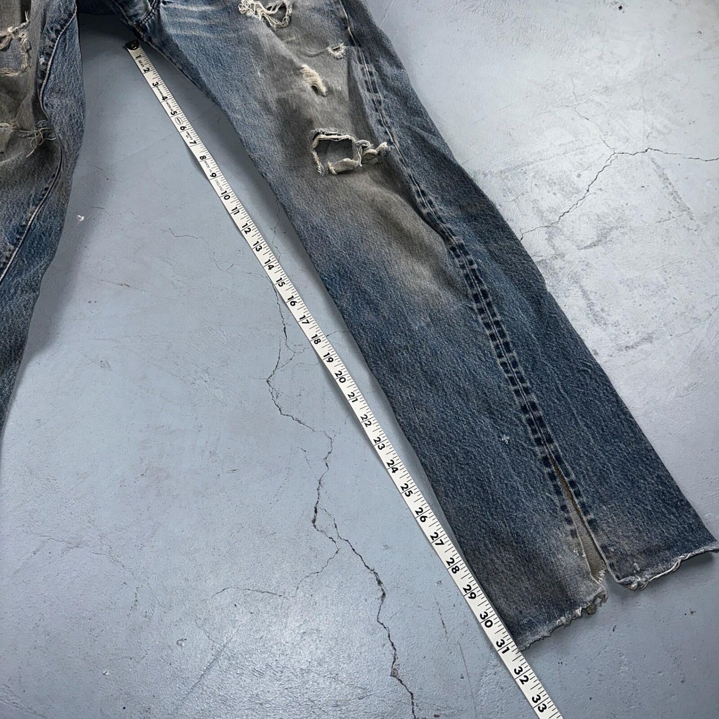 Levis 501 Vintage 80s Redline Selvedge USA Light Jeans Thrashed 32x36 Act 29x32