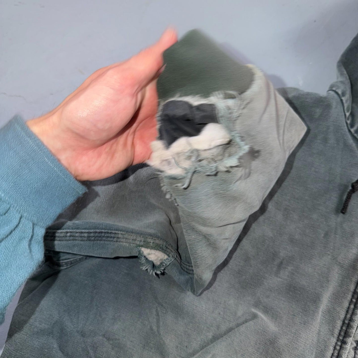 Vintage Carhartt Olive Green Hooded Jacket Bomber Coat Thrashed Faded 90s Y2K