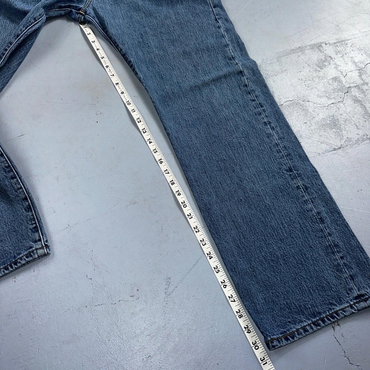 Levis 501 Vintage Y2K XX Straight Leg Jeans 38x32 Med Wash 2000s Act 35x30