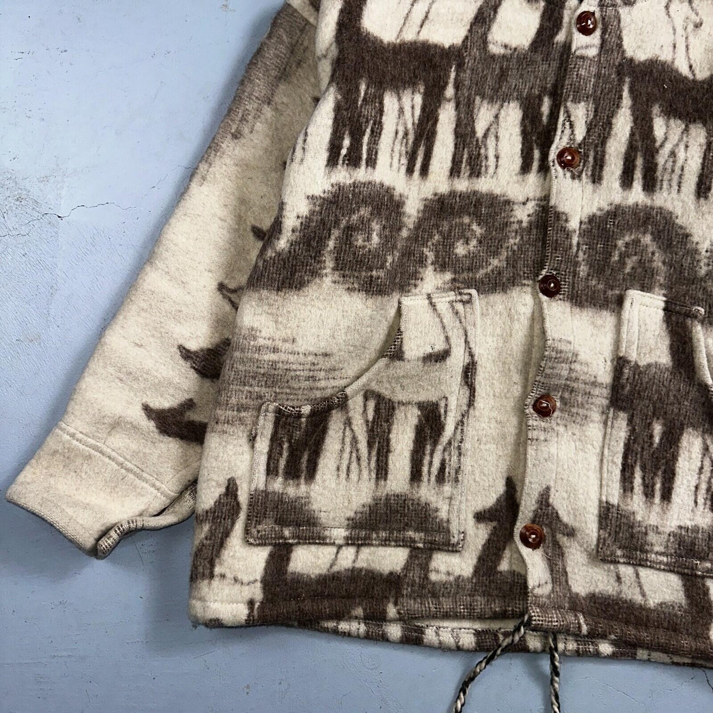 1970s Wool Lama Bird Coat Mens Jacket Size L Sweater Button Up 70s Rockabilly