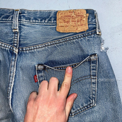 Levis 501 Vintage 80s Redline Selvedge USA XX Jeans Light Wash Capri Act 30x25