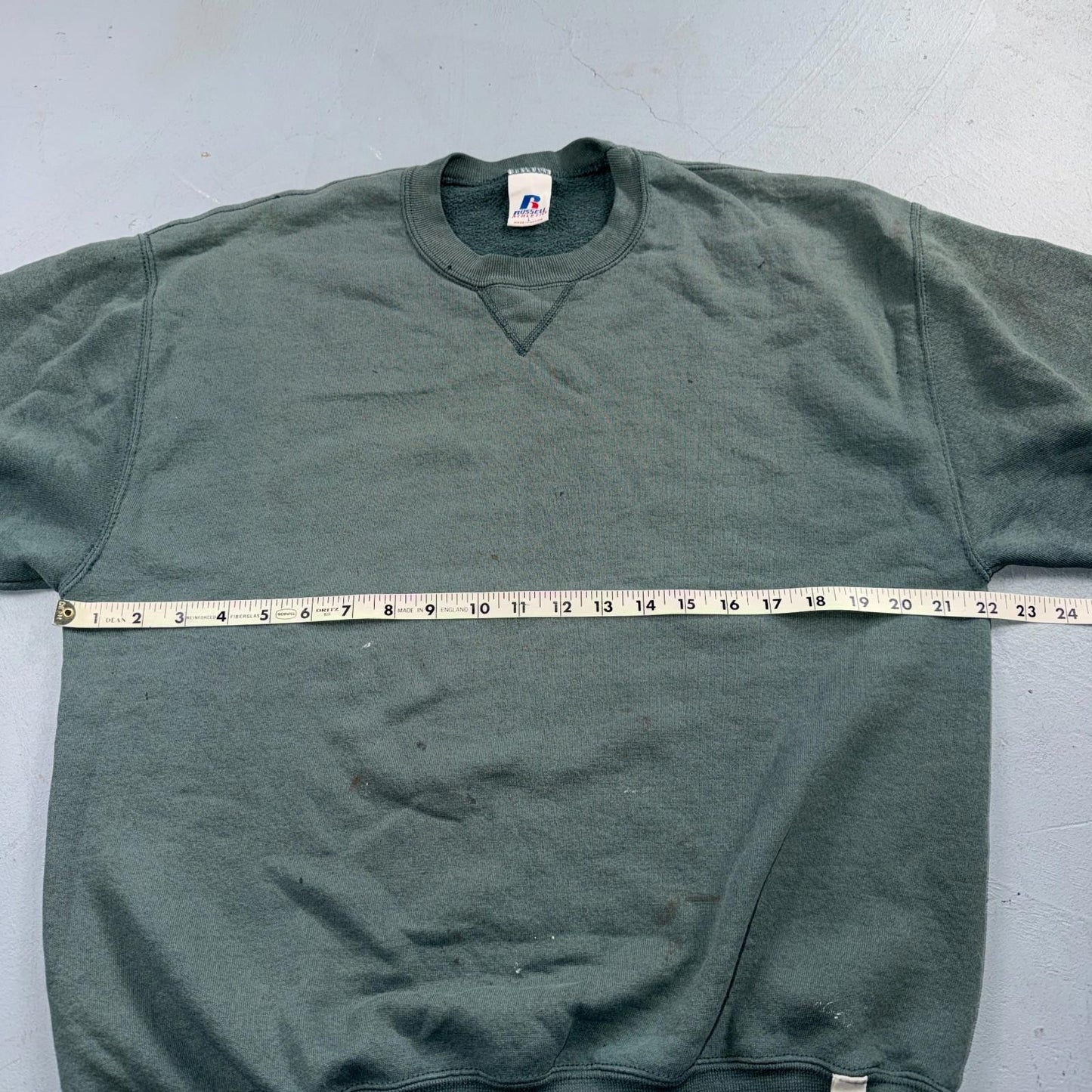 Vintage Russell Athletic Sweatshirt Green Large Y2K Basic Thrashed Worn