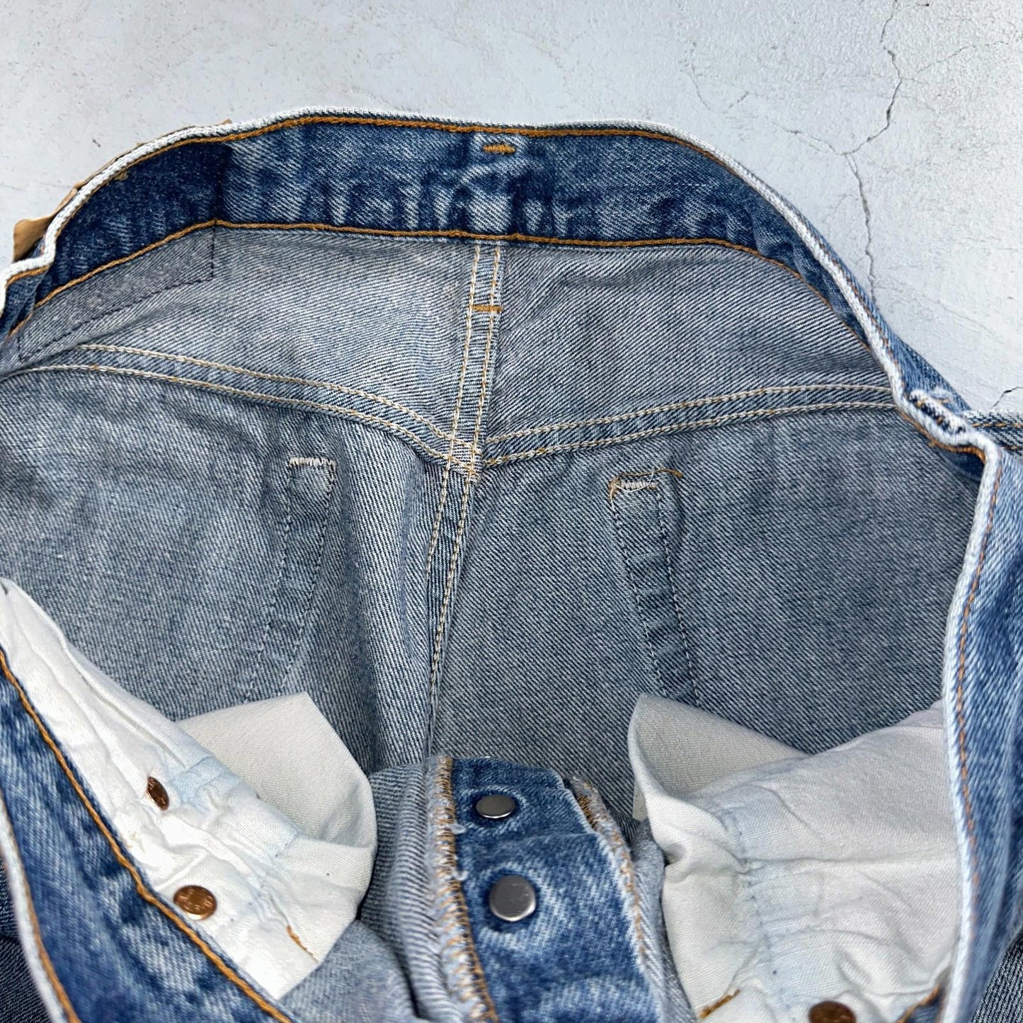 Levis 501 Vintage 90s USA XX Straight Leg Jeans Blue Light Wash 35x33 Act 32x30