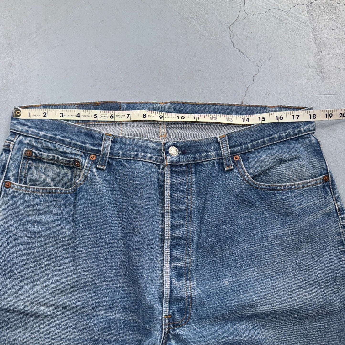 Levis 501 Vintage 80s USA XX Straight Leg Jeans Blue Light Wash 40x36 Act 36x31