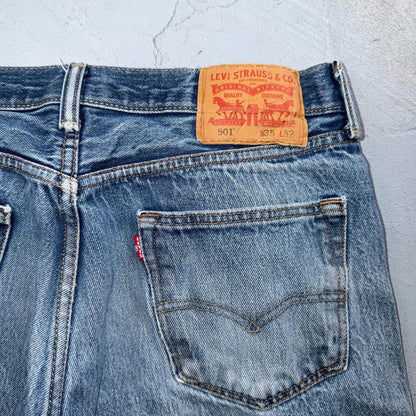 Levis 501 Vintage Y2K Egypt Straight Leg Jeans 35x32 Light Wash Act 32x28