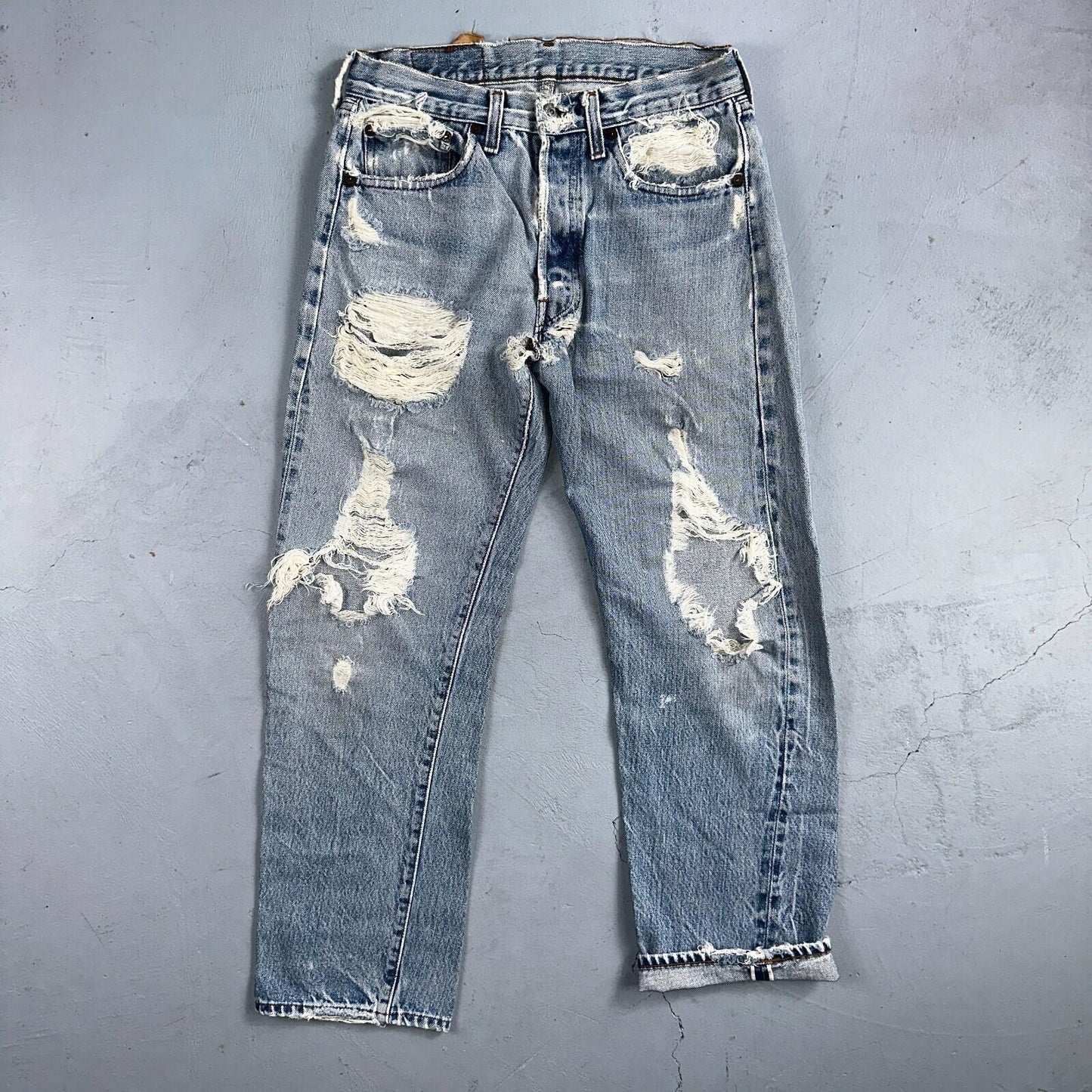 Levis 501 Vintage 80s Redline Selvedge USA XX Jeans Light Wash Thrashed Ac 28x26