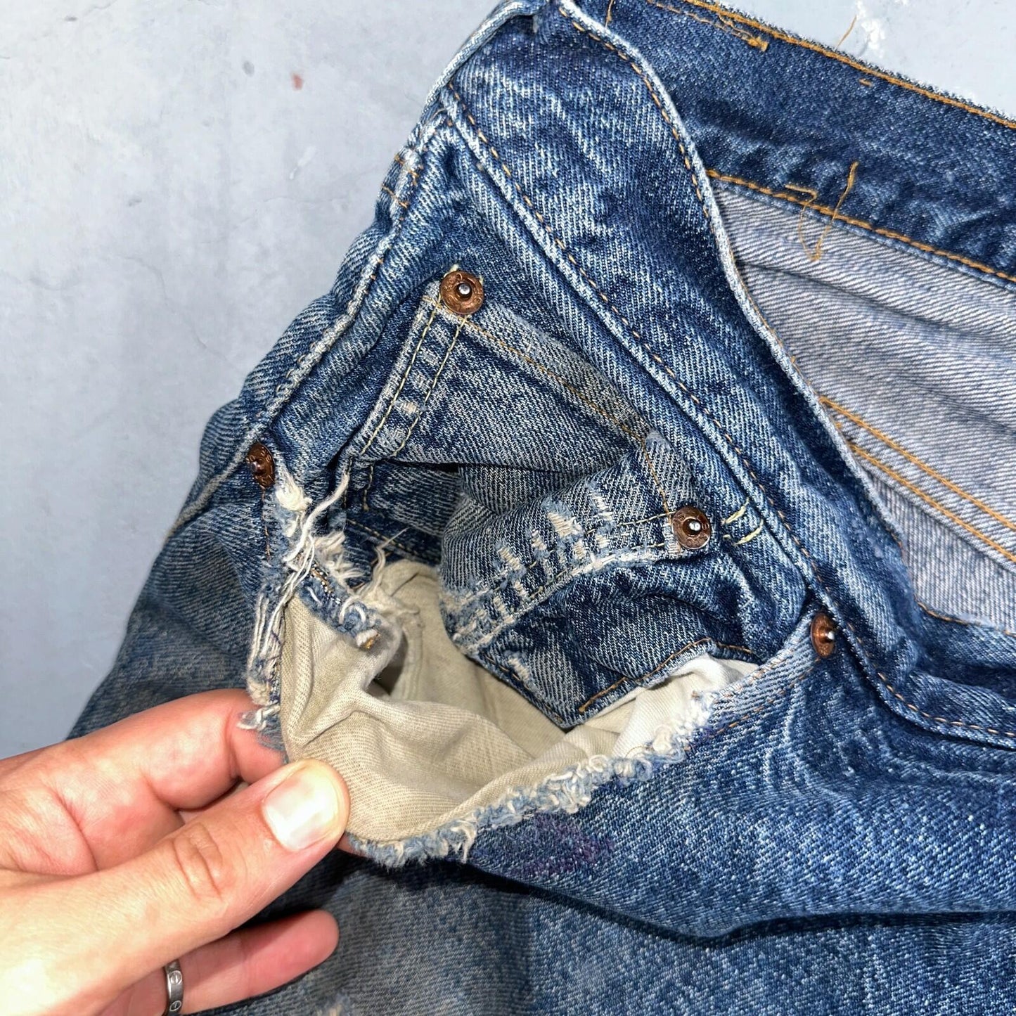 Levis 501 Vintage 70s SS Redline Selvedge USA XX Jeans Med Wash 48x30 Act 44x26