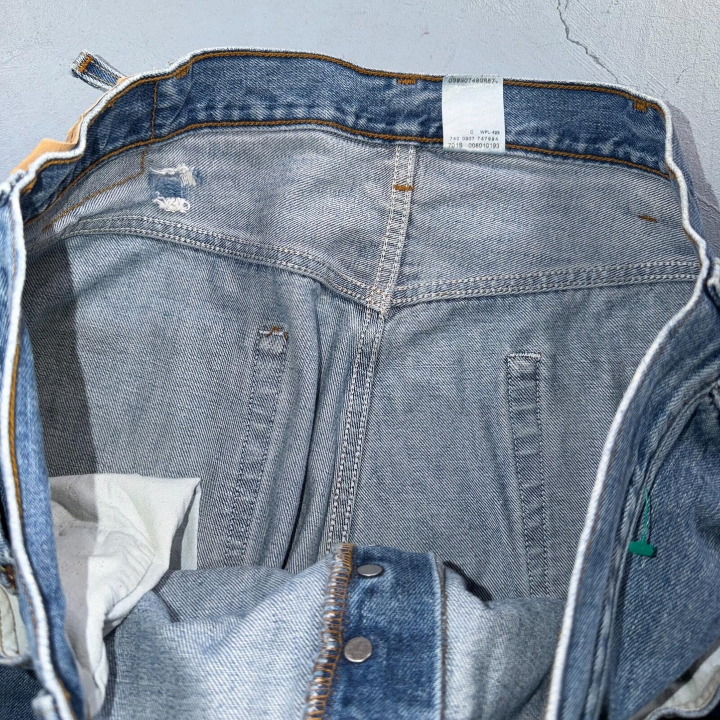 Levis 501 Vintage Y2K XX Straight Leg Jeans Blue Light Wash 40x32 Act 40x30
