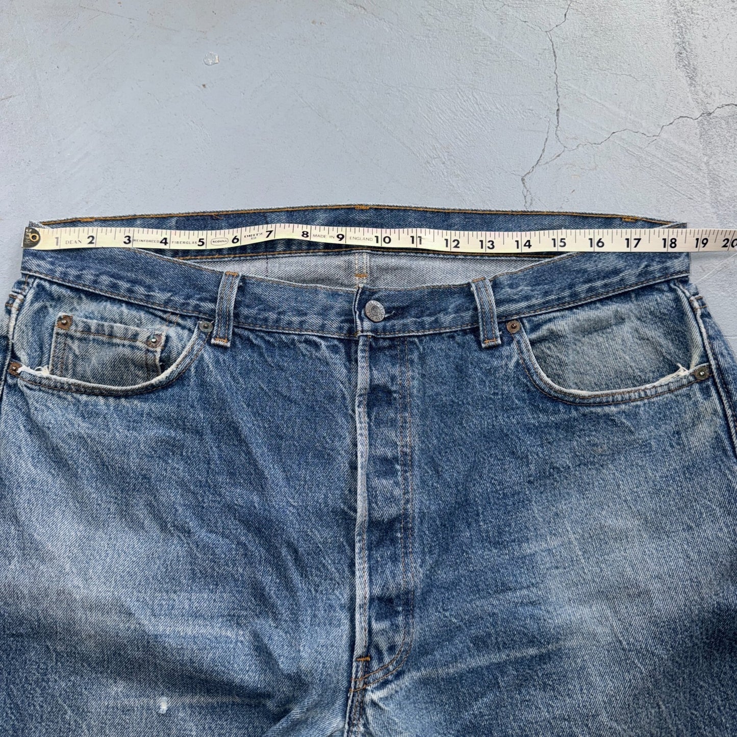 Levis 501 Vintage 80s USA XX Straight Leg Jeans Blue Light Wash 40x32 Act 37x28