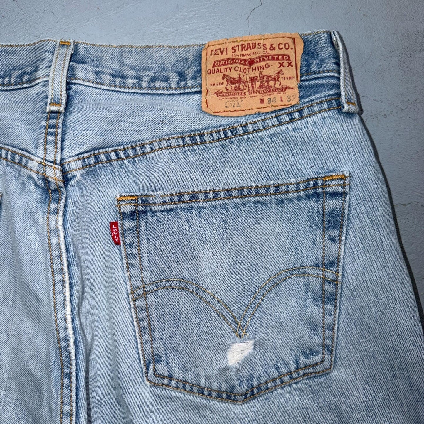 Levis 501 Vintage Y2K 90s XX Straight Leg Jeans Blue Light Wash 34x32 Act 33x31