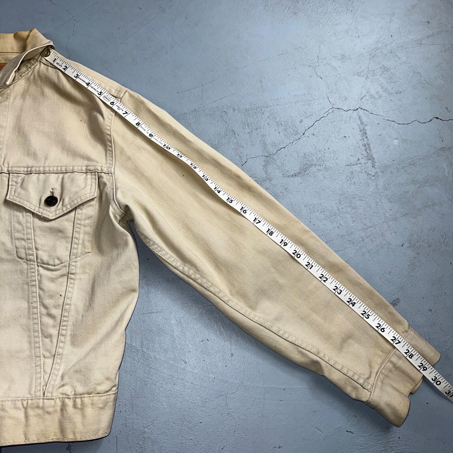 Levis VTG Trucker Jacket 557 Big E Type 3 1960s 60s 70518 1022 White Denim 2