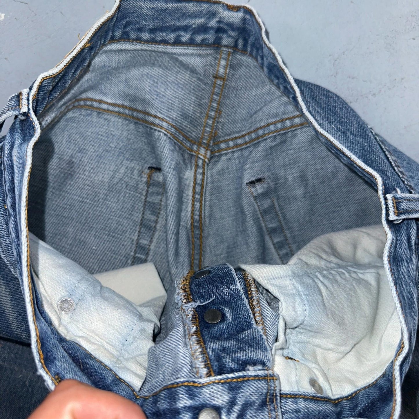 Levis 501 Vintage 80s Redline Selvedge USA XX Jeans Light Wash 35x36 Act 31x31