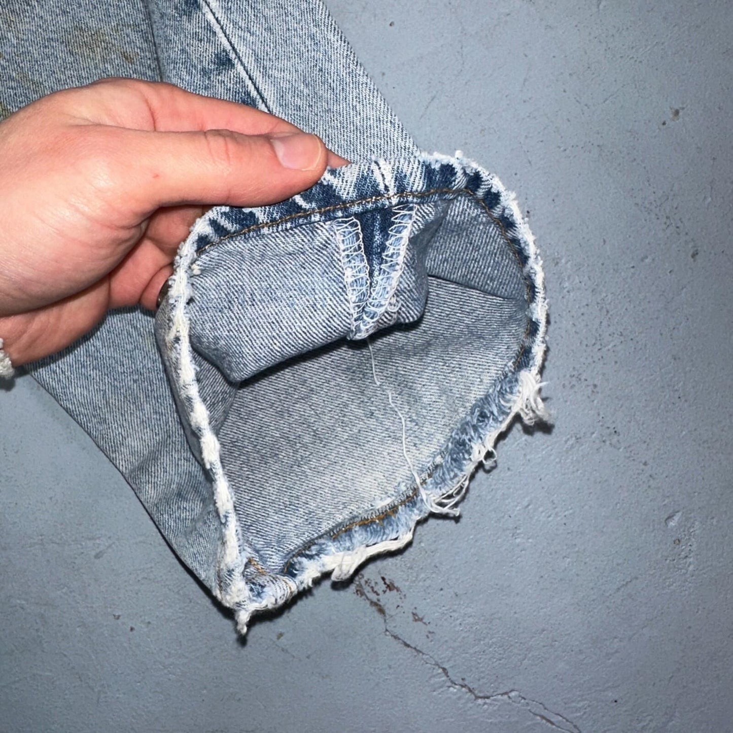 Levis 501 Vintage 90s USA XX Straight Leg Jeans Blue Light Wash 34x34 Act 31x33