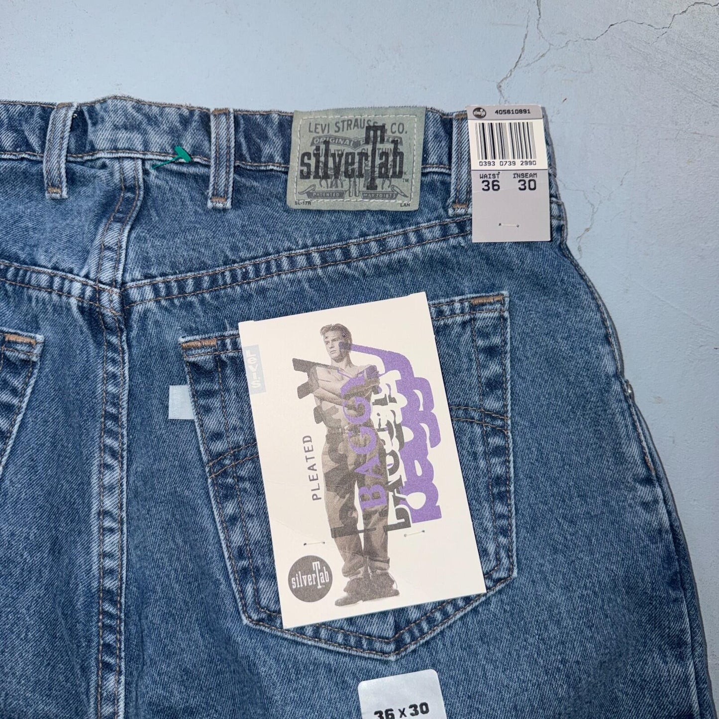 Levis NOS Vintage 90s Silvertab Baggy Loose Denim Jeans USA Blue Mens DS 36x30