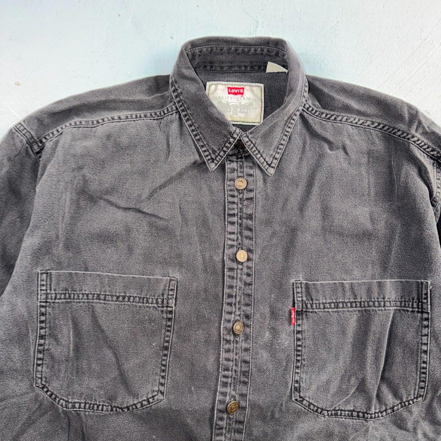 Levis Red Tab Black Denim Longsleeve Button Up Shirt Size M VTG Style Faded