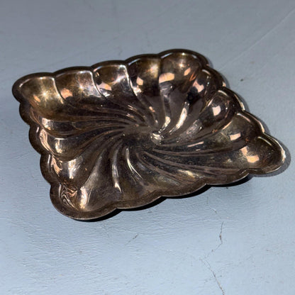 Silver Plate Swirl Pattern Silver Company Candy Trinket Dish 6" Square Cute VTG