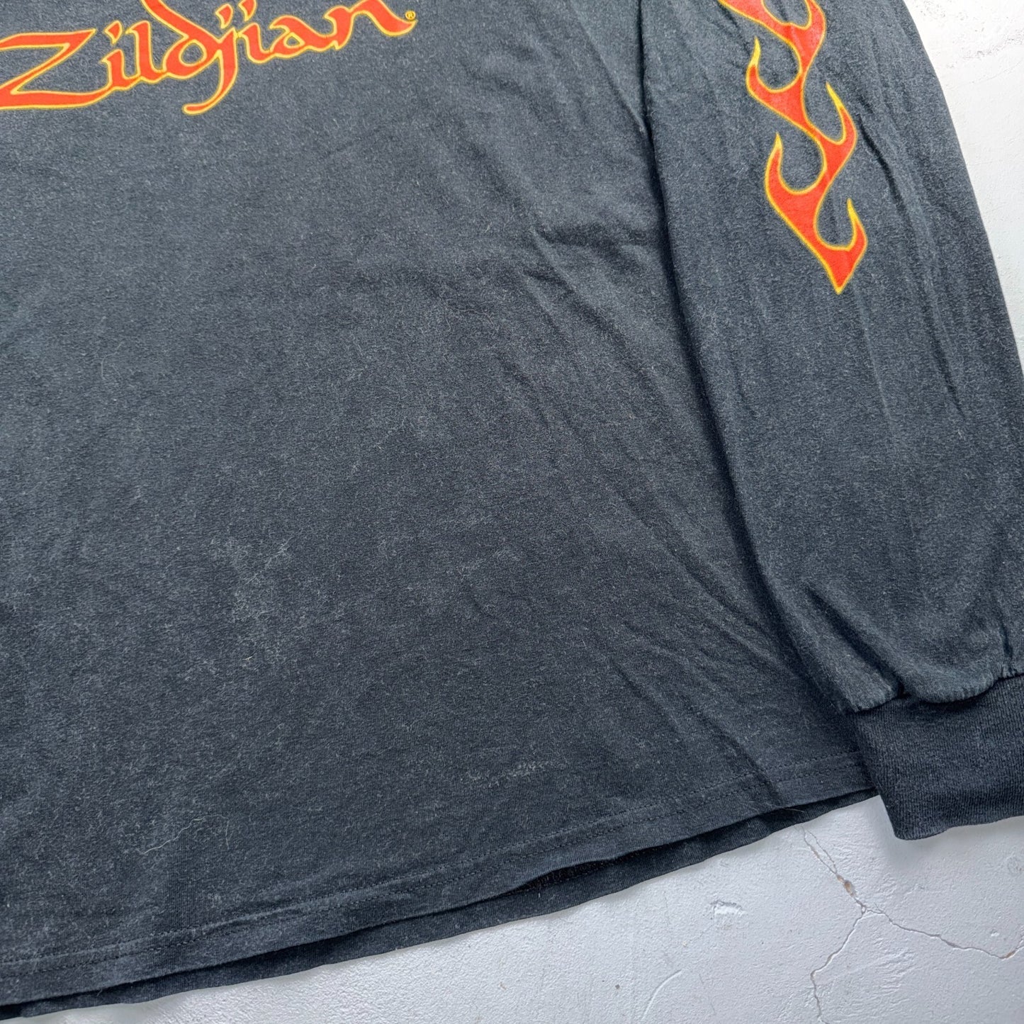 VTG Y2K Zildjian Long Sleeve T Shirt Flame Sleeve Print Drums Music Faded Band