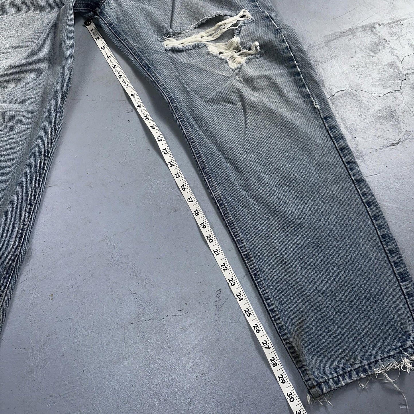 Carhartt B17 DST Relaxed Fit Denim Blue Jeans Mens 40x32 Workwear Denim