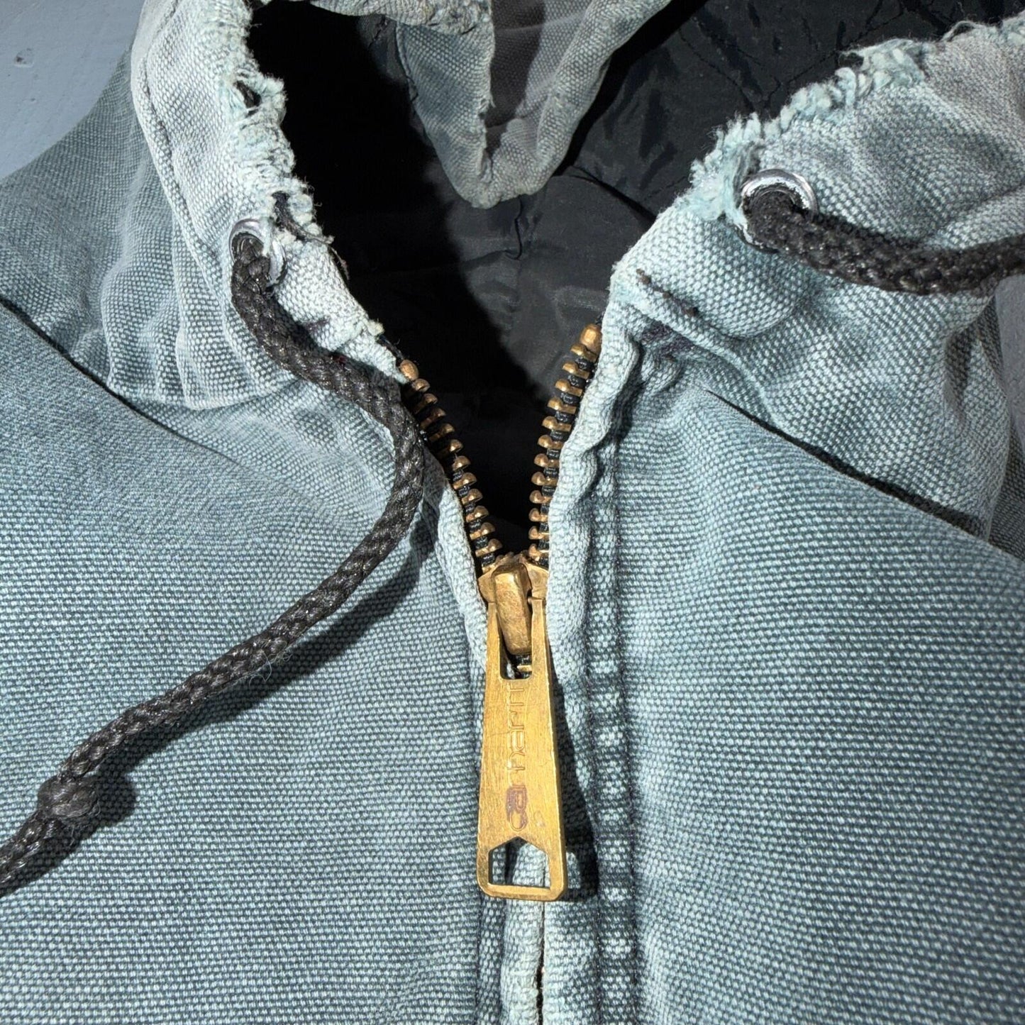 Vintage Carhartt Olive Green Hooded Jacket Bomber Coat Thrashed Faded 90s Y2K