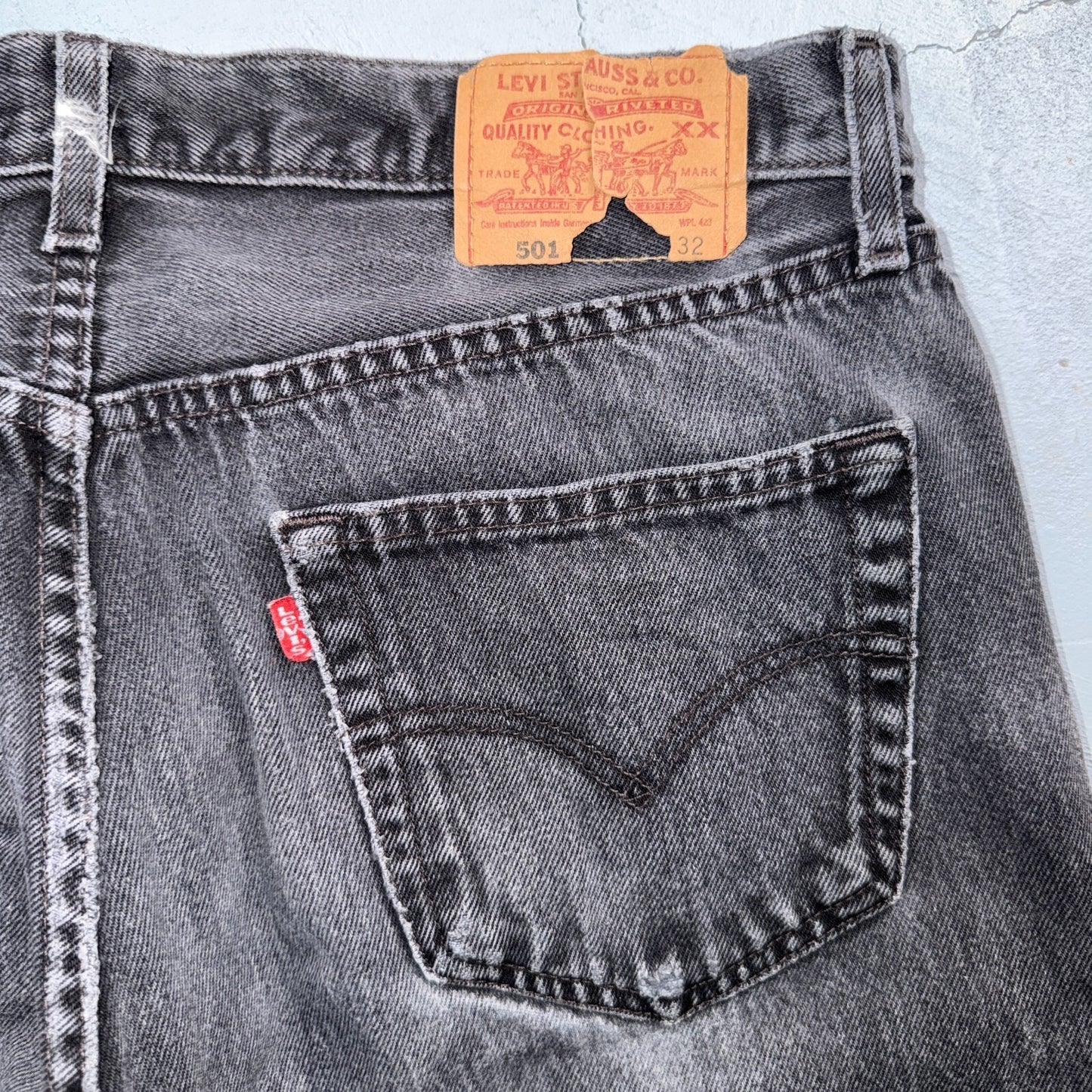 Levis 501 Vintage 90s USA XX Straight Leg Jeans Black Light Wash 34x32 Act 33x30