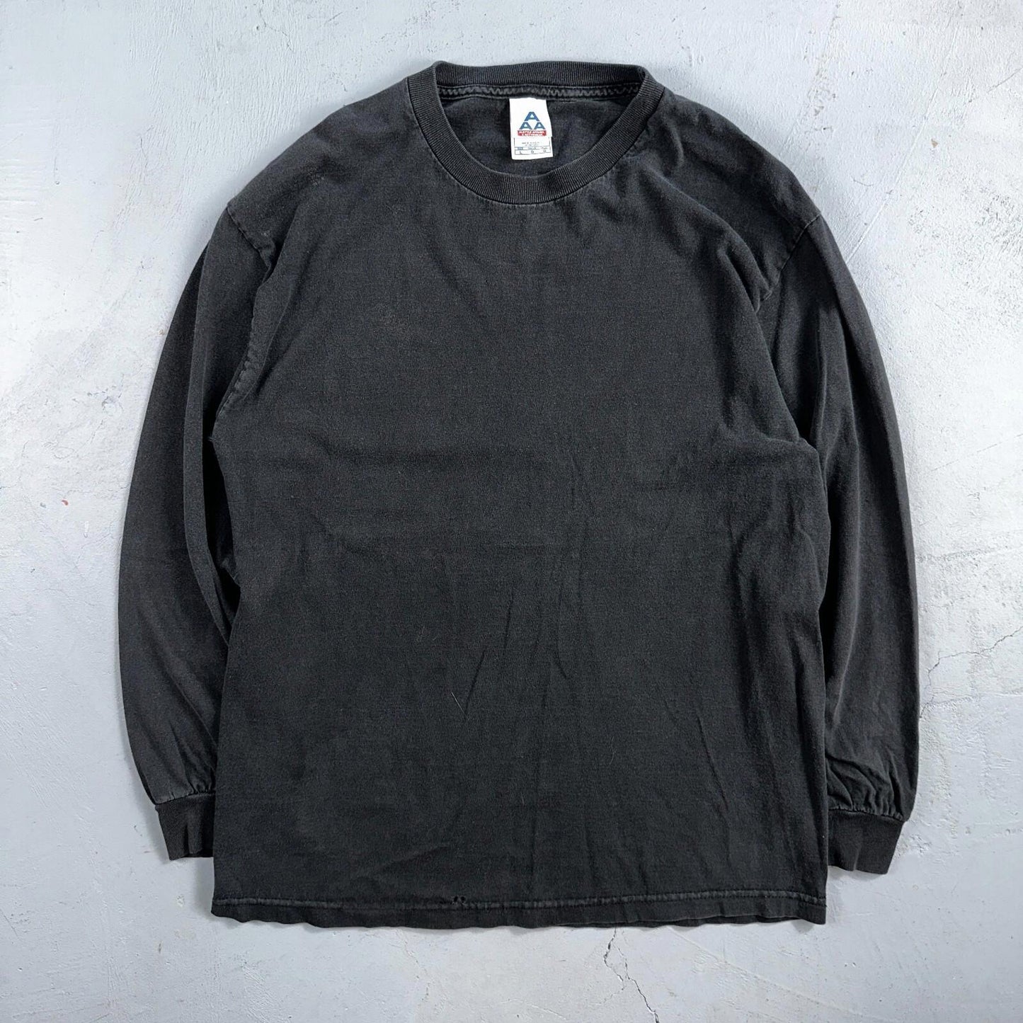 Faded Black Long Sleeve Y2K VTG T Shirt 2000s AAA Thrashed Cool Blank Tee Rips