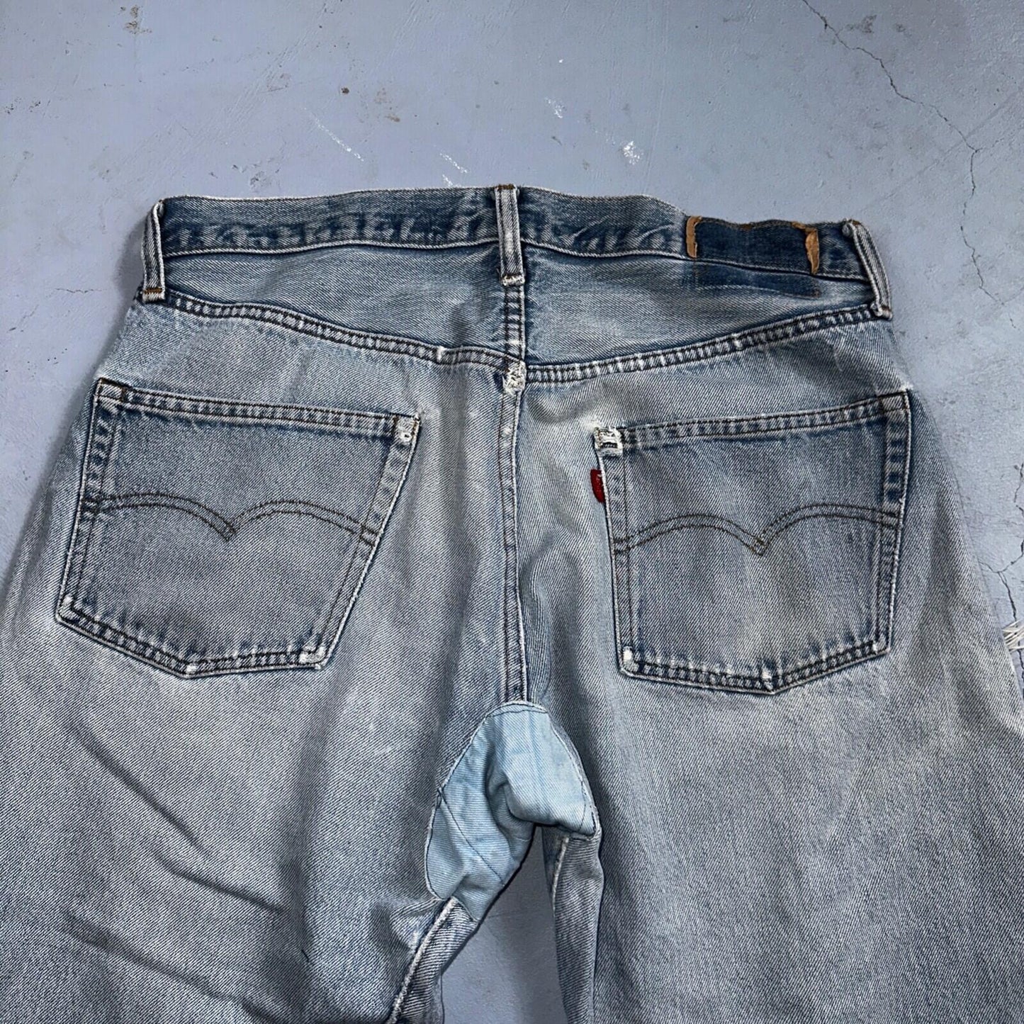 Levis 501 Vintage 80s Redline Selvedge USA XX Jeans Thrashed 36x30 Act 33x26