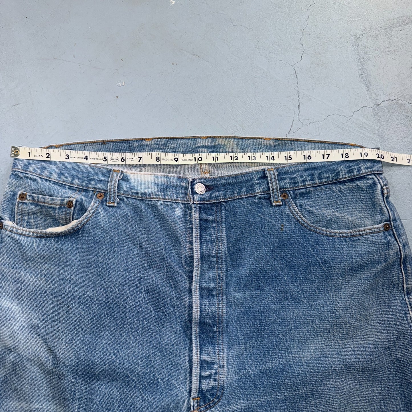 Levis 501 Vintage 80s USA XX Straight Leg Jeans Blue Light Wash 42x32 Act 40x31