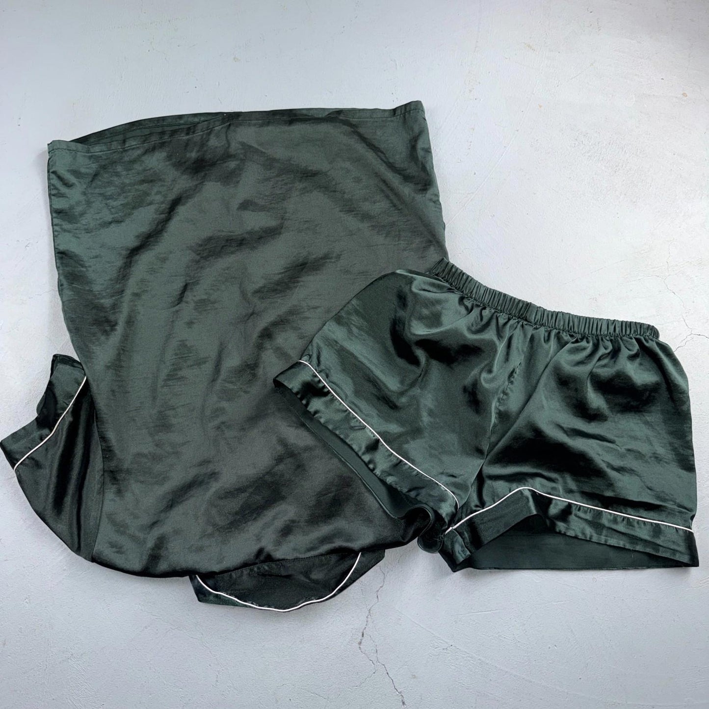 Women's Vintage 80s 2 Piece Poly Pajama Set Buttons Medium Cute Girly Green