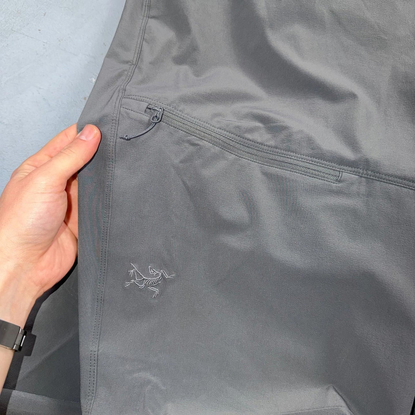 Arcteryx Performance Lefroy Pants 36 Pockets Lightweight Nylon Hiking Gamma Grey