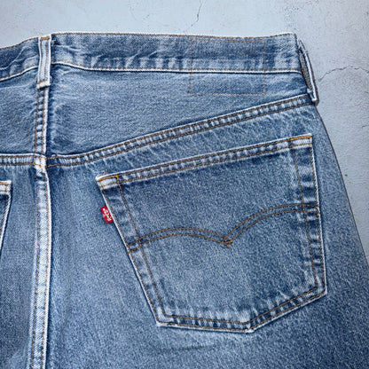 Levis 501 Vintage 80s USA XX Straight Leg Jeans Blue Light Wash 40x32 Act 38x28