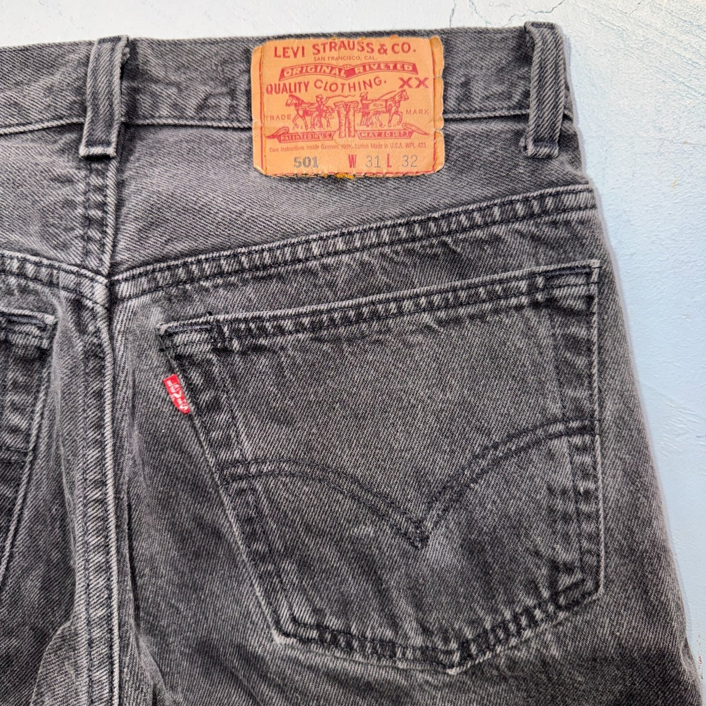 Levis 501 Vintage 90s USA XX Straight Leg Jeans Black Light Wash 31x32 Act 30x27