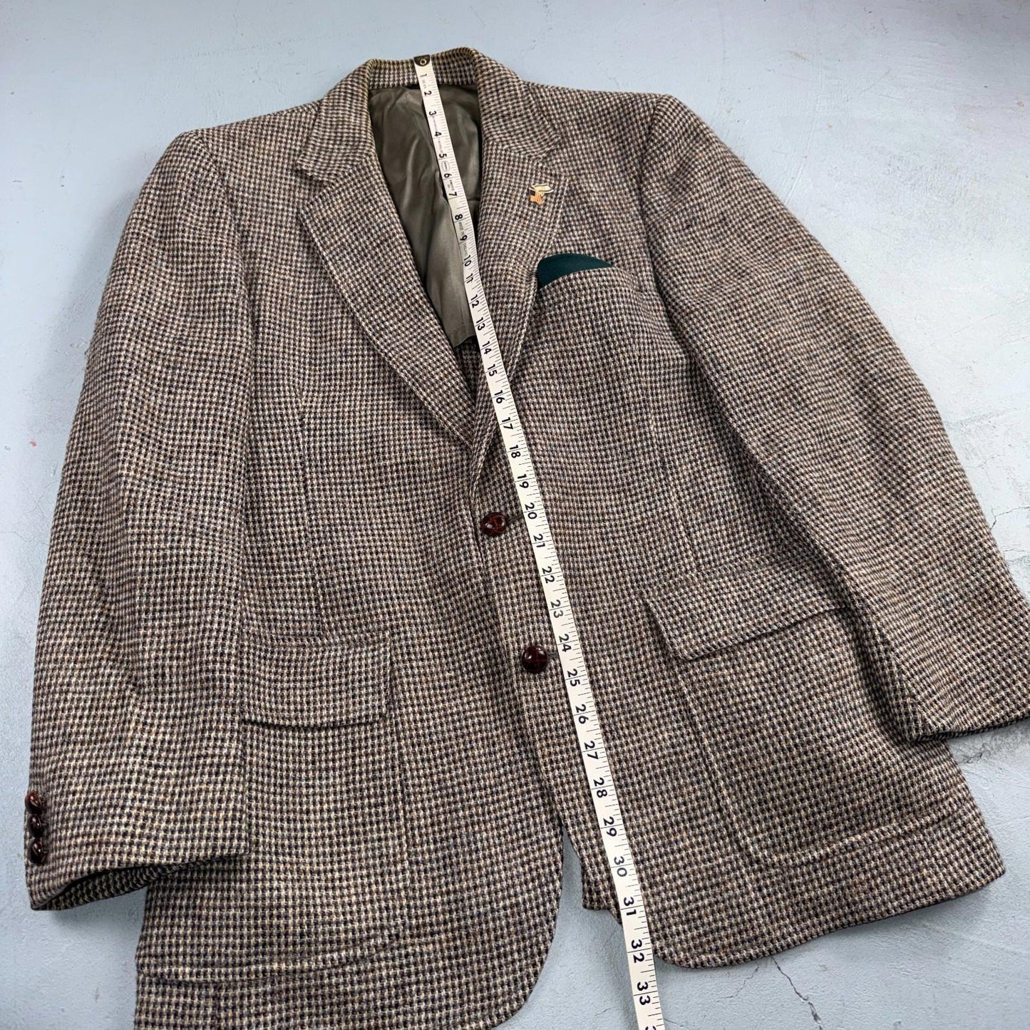 Harris Tweed PBM Vintage 42 Blazer Gray Herringbone Wool Sport Coat USA 1970s
