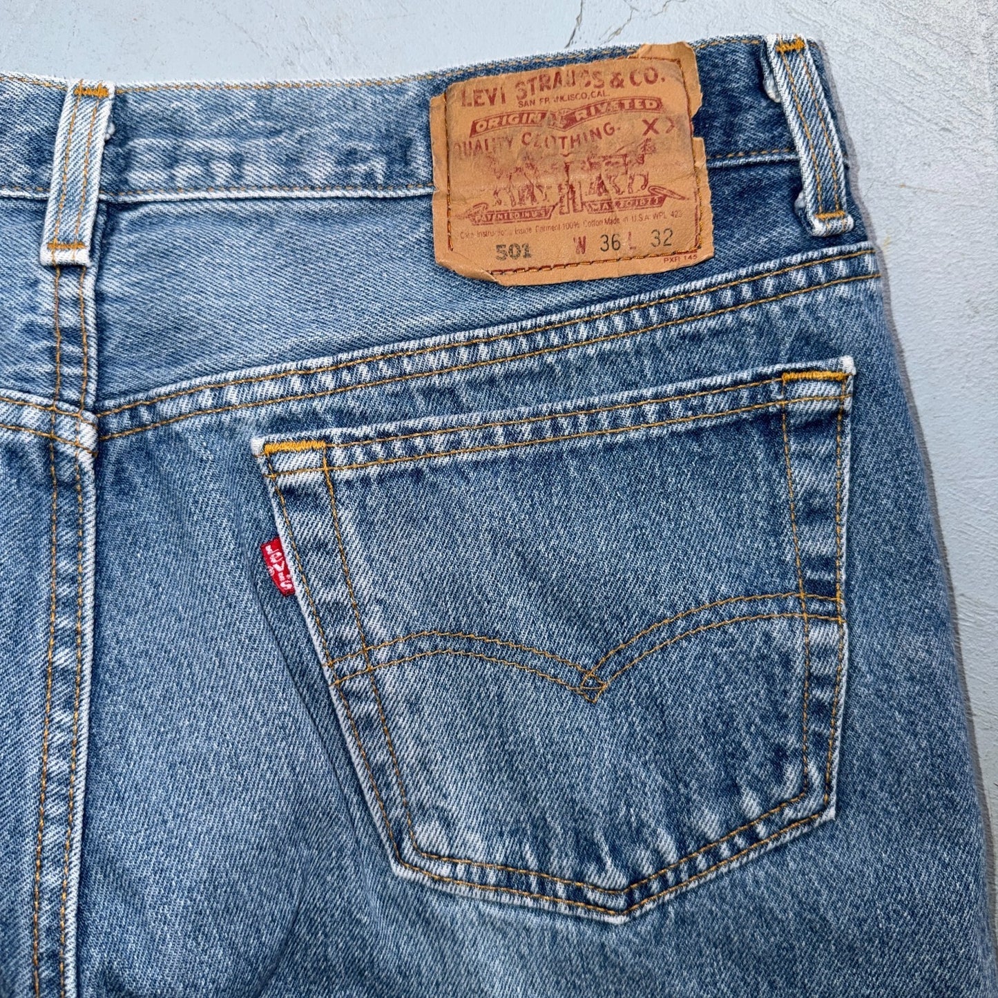 Levis 501 Vintage 90s USA XX Straight Leg Jeans Blue Light Wash 36x32 Act 34x31