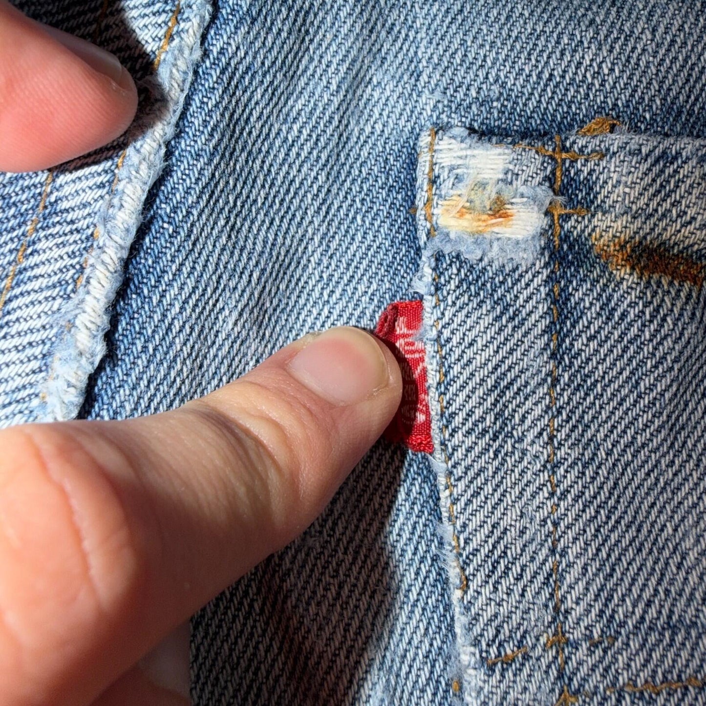 Levis 501 Vintage 80s Redline Selvedge USA XX Jeans Light Wash 33x34 Act 30x30