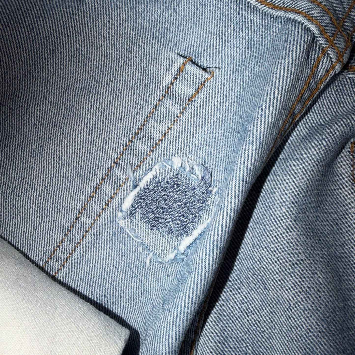 Levis 501 Vintage 80s Redline Selvedge USA XX Jeans Light Wash 31x32 Act 30x27