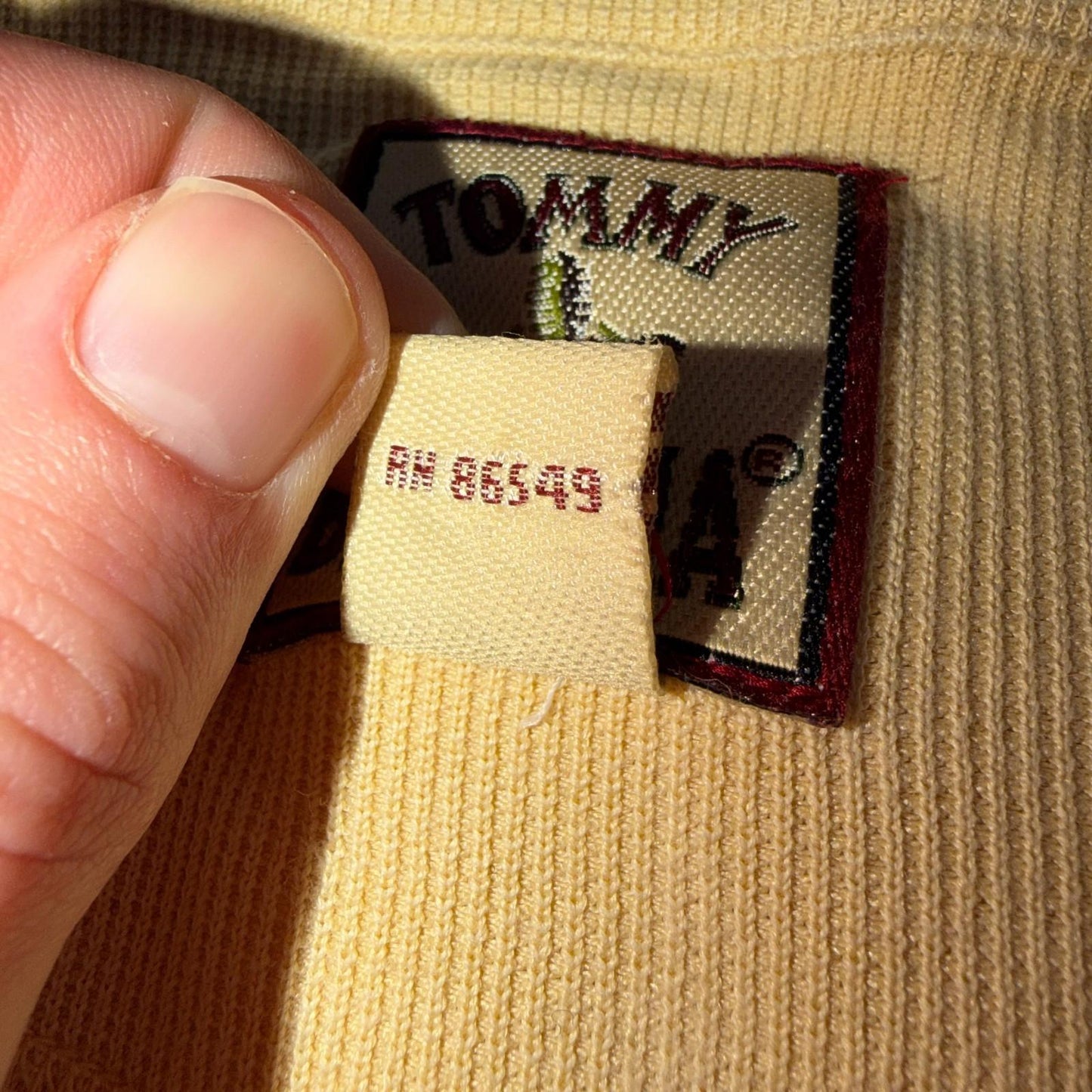 Tommy Bahama VTG Mens V-Neck Sleeveless Sweater Vest Silk Cotton Yellow L 90s