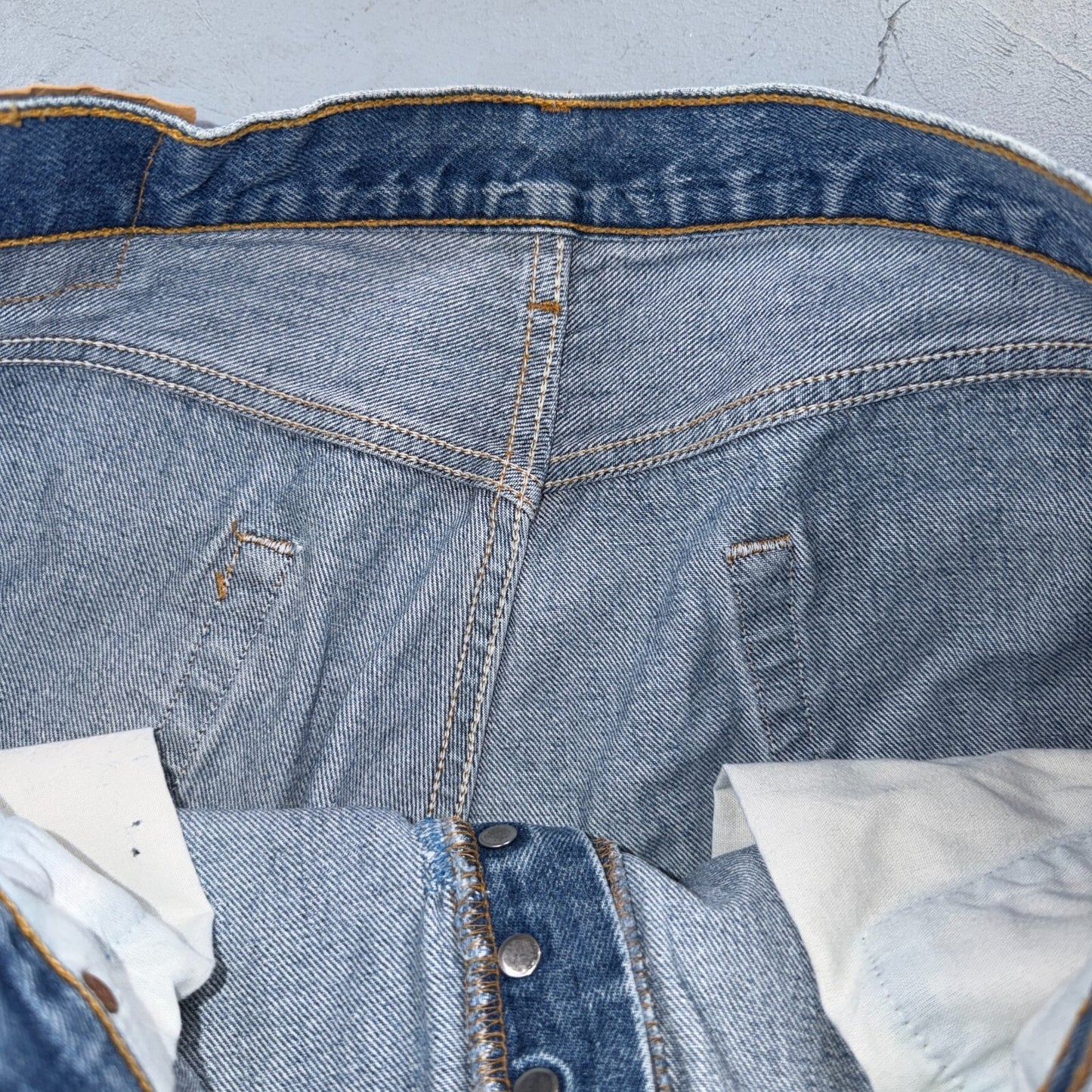 Levis 501 Vintage 90s USA XX Straight Leg Jeans Blue Light Wash 38x31 Act 35x28