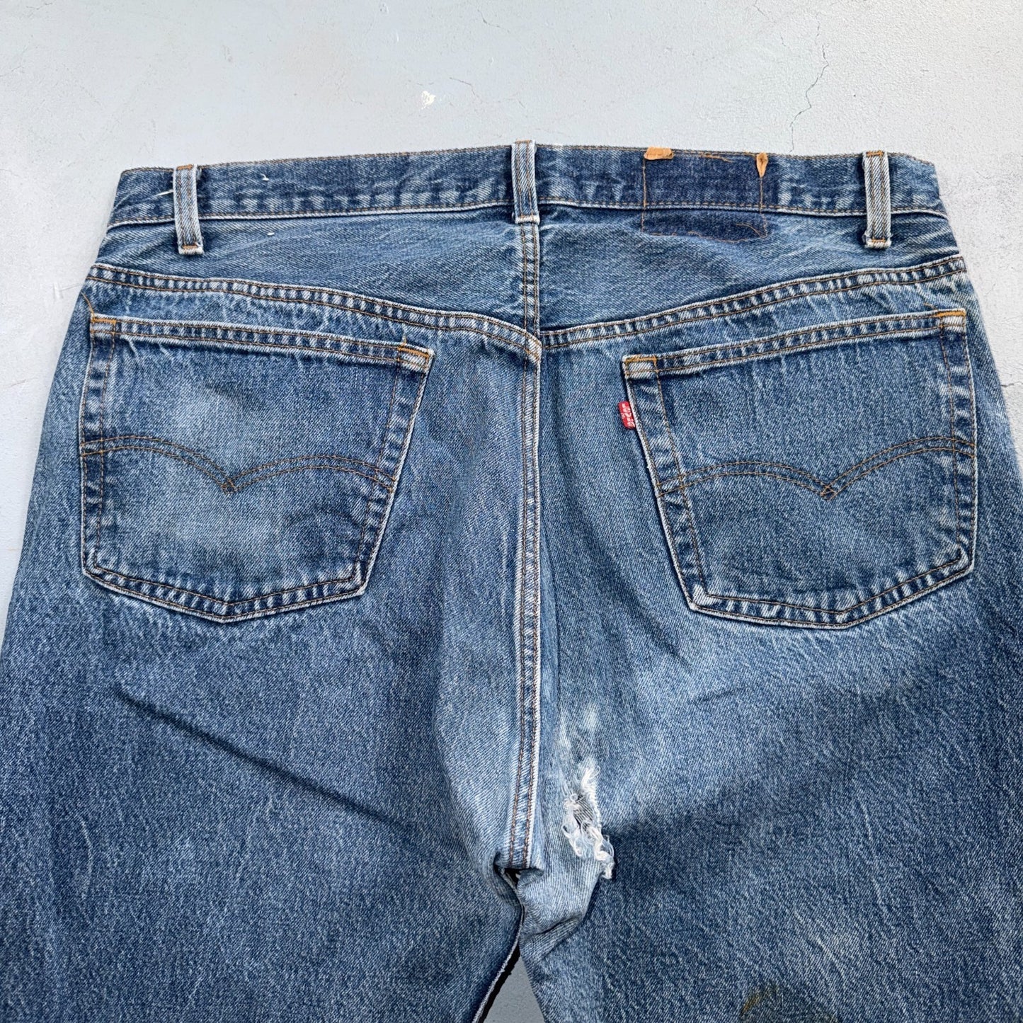 Levis 501 Vintage 80s USA XX Straight Leg Jeans Blue Light Wash 40x32 Act 37x28