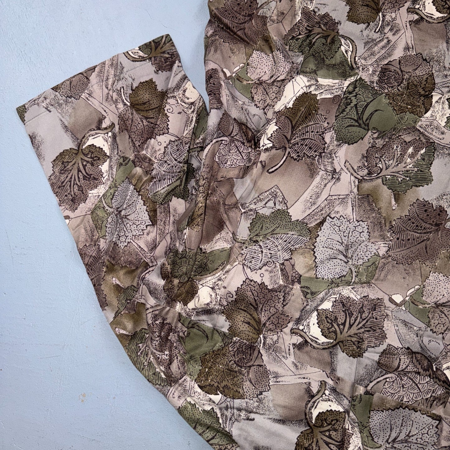 VTG 90s Towncraft Leaf Print Camp Shirt Brown Green Abstract Men's M Button Up