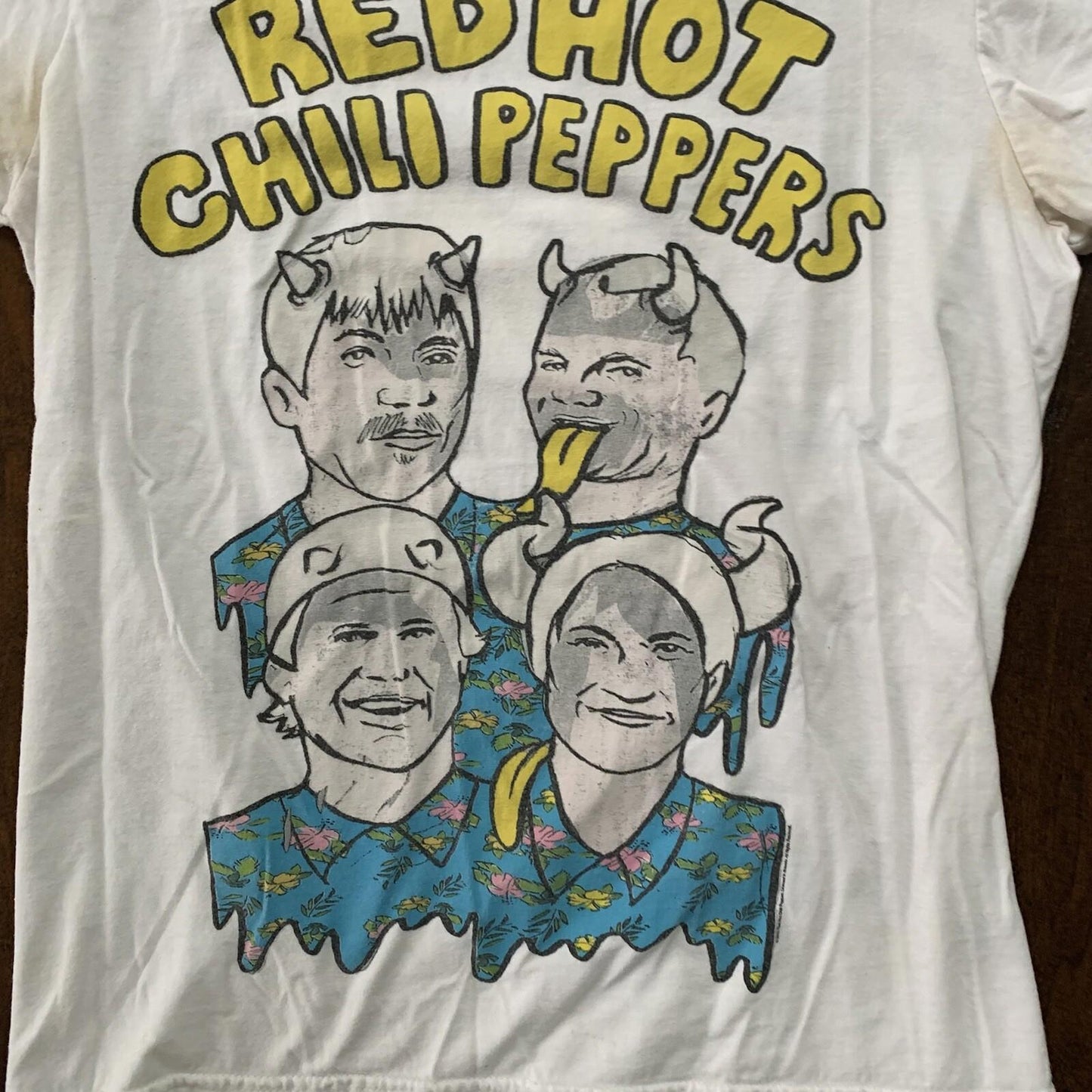Red Hot Chili Peppers Vintage Style 2016 T Shirt Small Lollapalooza Rap Music