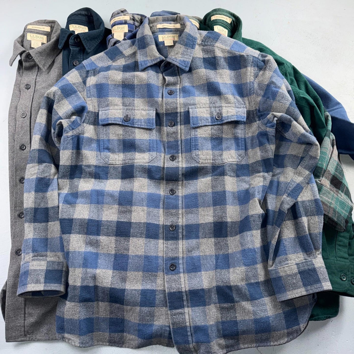 LL Bean Lot of 7 Mens M Shirts Chamois Cloth Flannel Pockets VTG Y2K Heavyweight