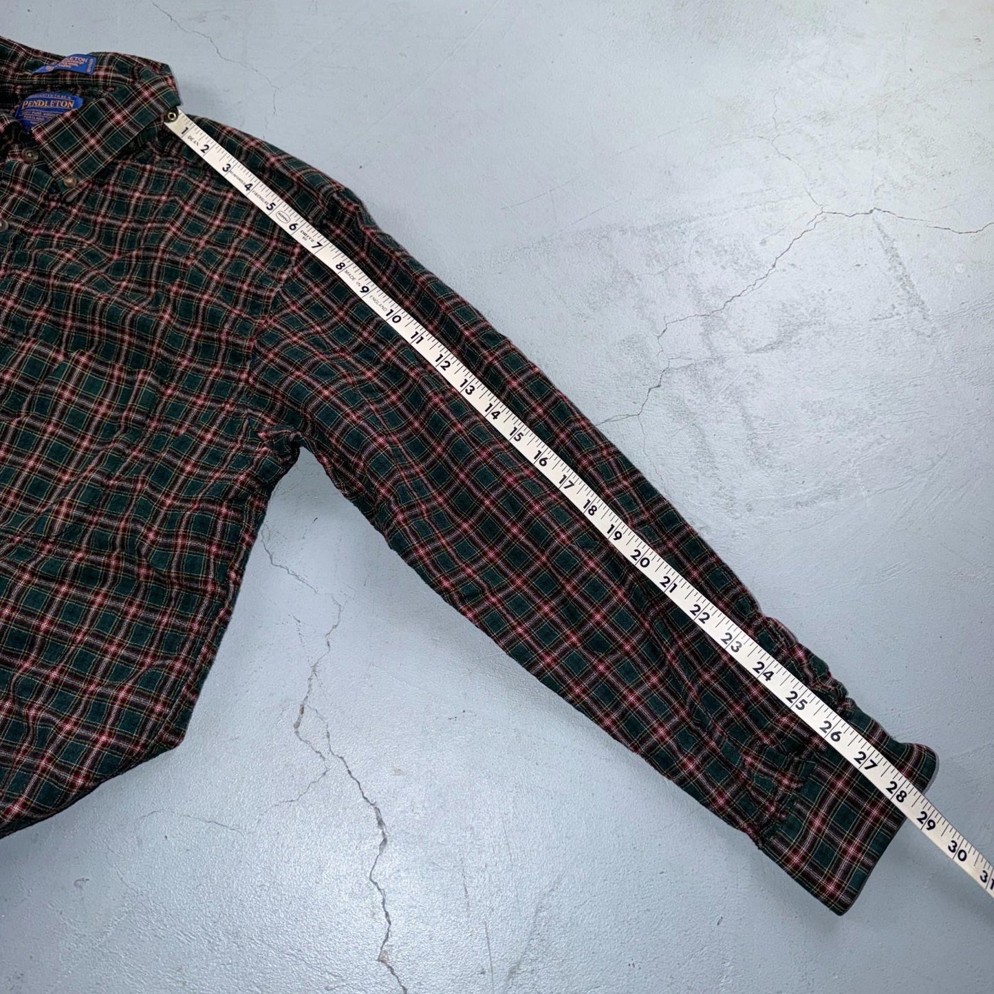 Pendleton Shirt Mens XL VTG Green Red Plaid Sir 100% Wool USA Fabrics VTG