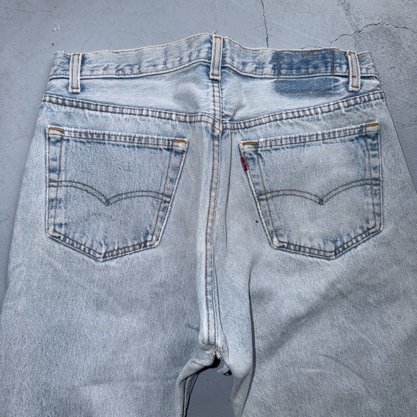 Levis 501 Vintage 80s USA XX Straight Leg Jeans Blue Light Wash 34x32 Act 32x31