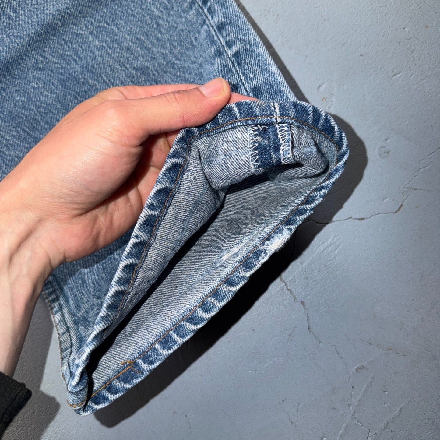 Levis 501 Vintage 80s USA XX Straight Leg Jeans Blue Light Wash 40x32 Act 38x28